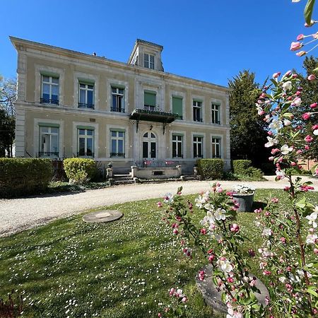 Chateau De Pougy Exteriör bild
